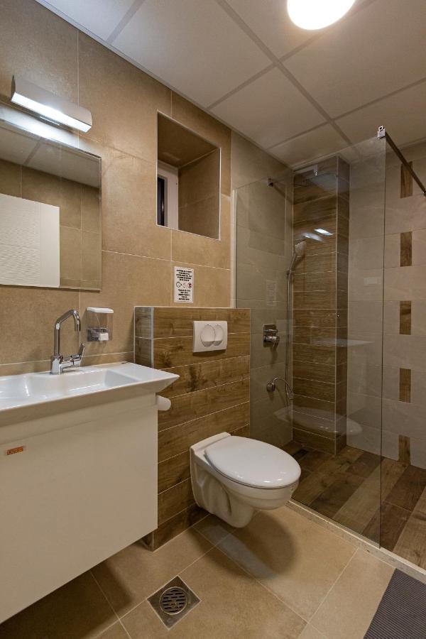 Kukuzel Apartments โอครีด ภายนอก รูปภาพ