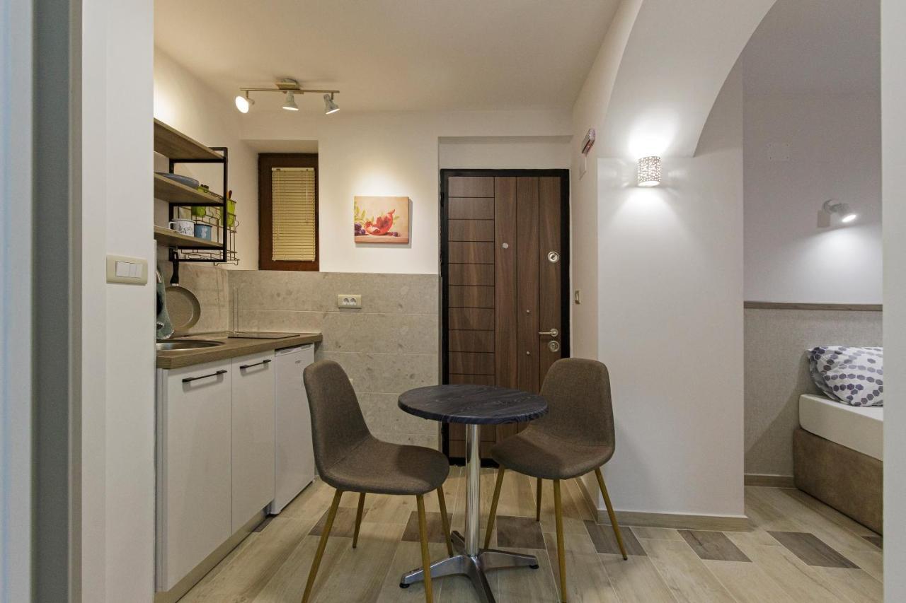 Kukuzel Apartments โอครีด ภายนอก รูปภาพ